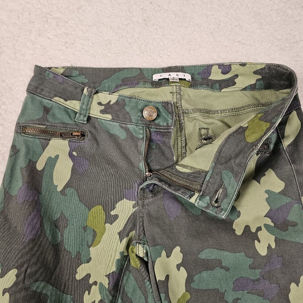CAbi Jeans Women's Size 2 Camo Green Skinny Ankle Zippers Military Outdoors - Picture 10 of 15